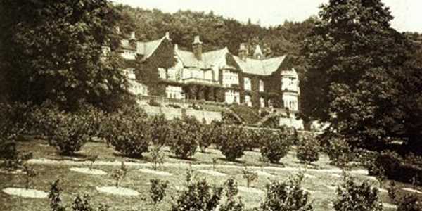 History of Russell Gardens