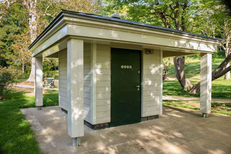 Russell Gardens disable/baby change toilet